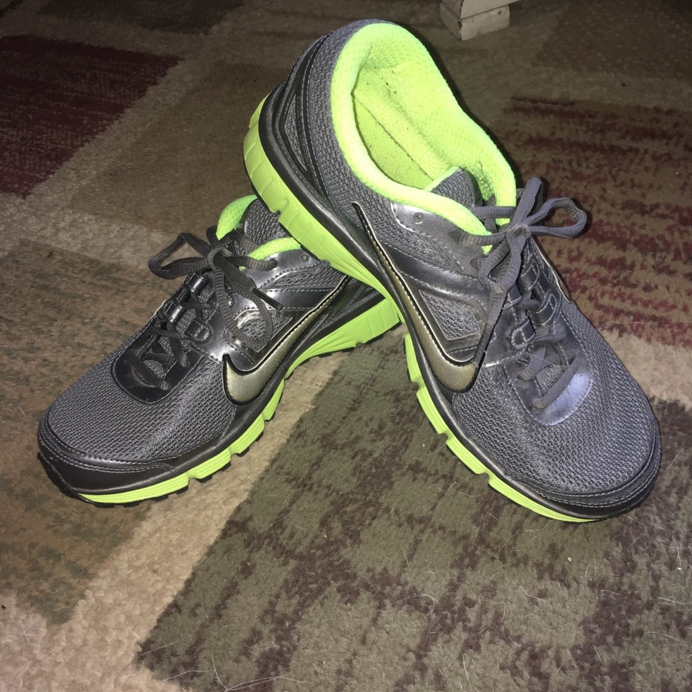Nike Dual Fusion
